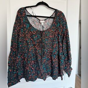NWT Ava & Viv Floral Blouse - Black and Red